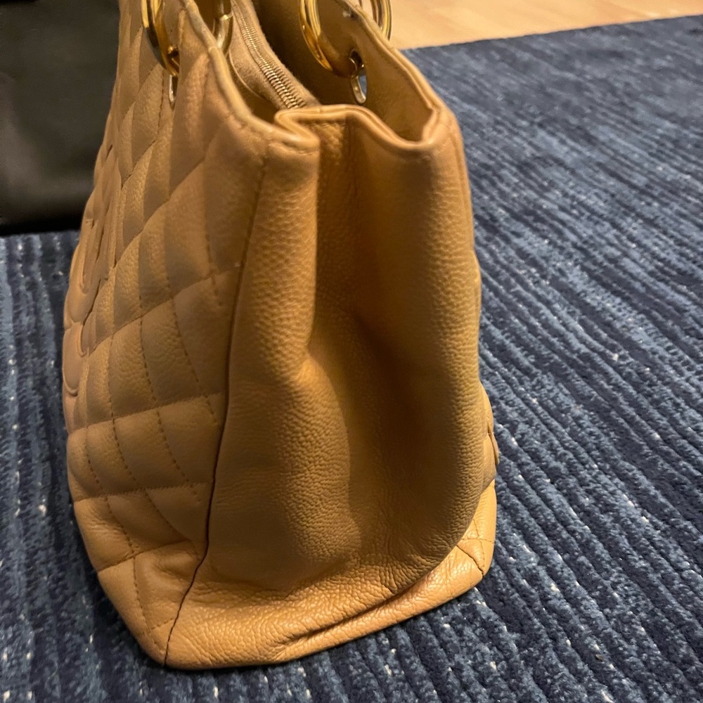 Chanel Tan Quilted Leather Tote Bag - Picture 14 of 16